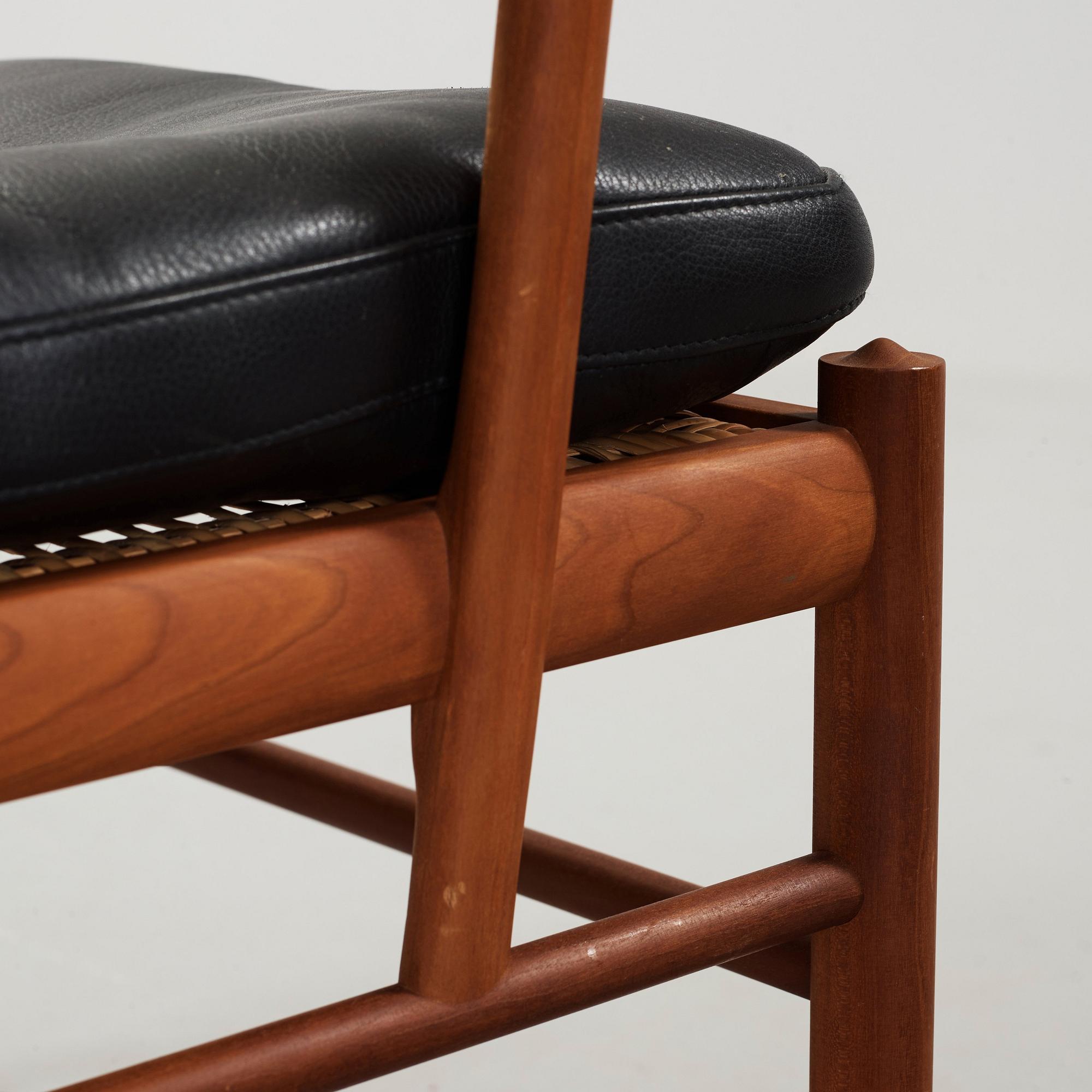 Ole Wanscher, karmstolar, ett par, "Colonial Chair, PJ 149", Poul Jeppesen, Danmark.