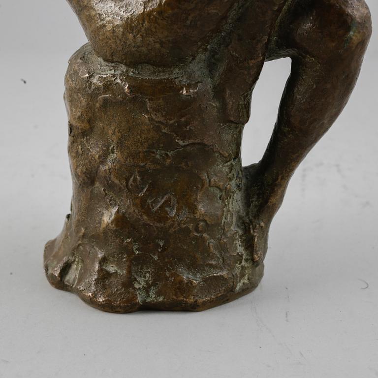 Unto Aro. Sculpture. Signed. Bronze. Height 24 cm.