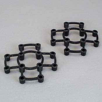 LJUSSTAKAR, 8 st, gjutjärn, design, Danmark, varav 3 st Jens Harald Qvistgaard, slutet av 1900-talet.