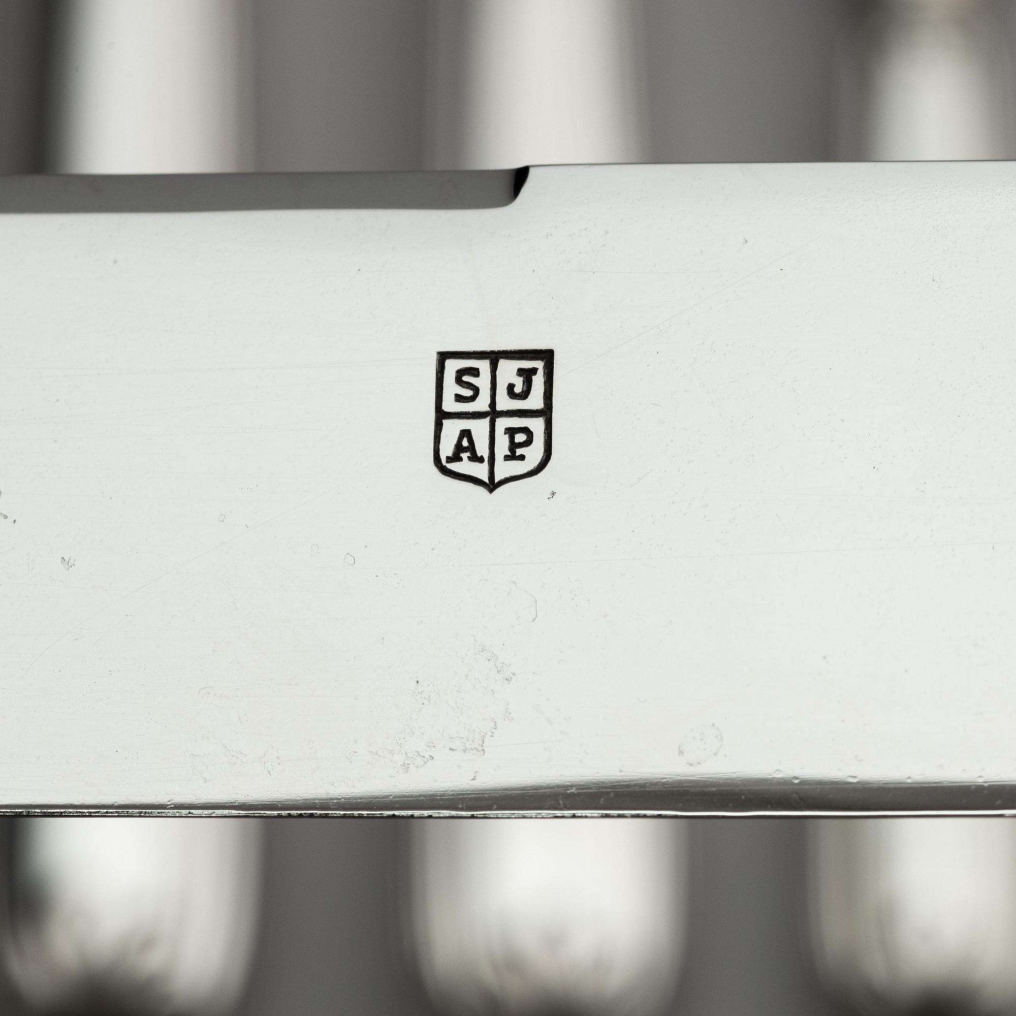An Italian 20th century 188+3 pieces silver cutlery set, marks of Società Italiana Argenti di Pordenone.