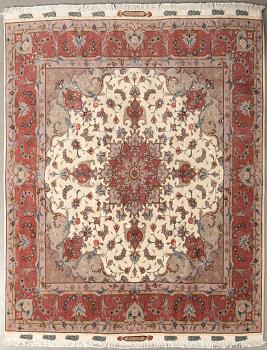 Tabriz carpet old/semi-antique signed part silk approx. 210x196 cm.