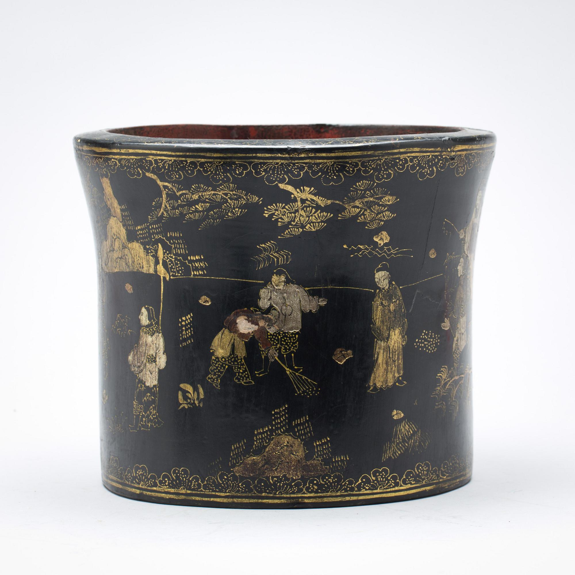 PENSELVAS, Kina. Lackarbete. 1800-tal.