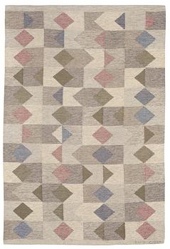 950. RUG. Flat weave (Rölakan). 214 x 142,5 cm. Signed Brita Grahn.