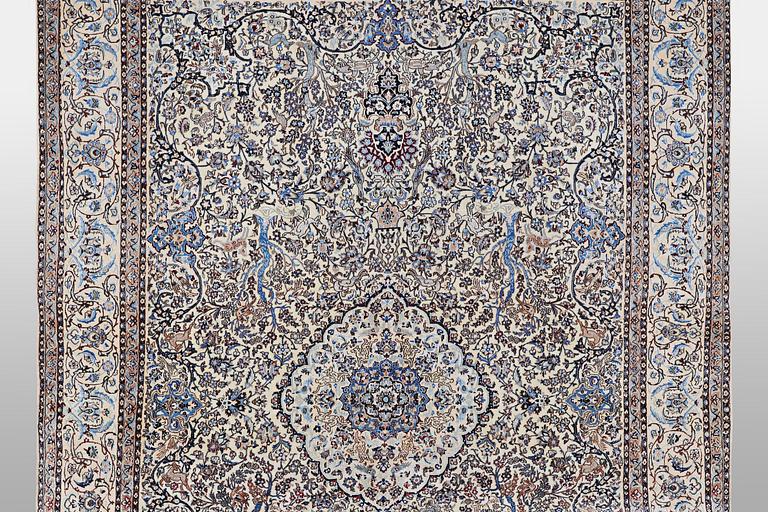 A carpet, Nain, 9 LAA, part silk, ca  484 x 335 cm.