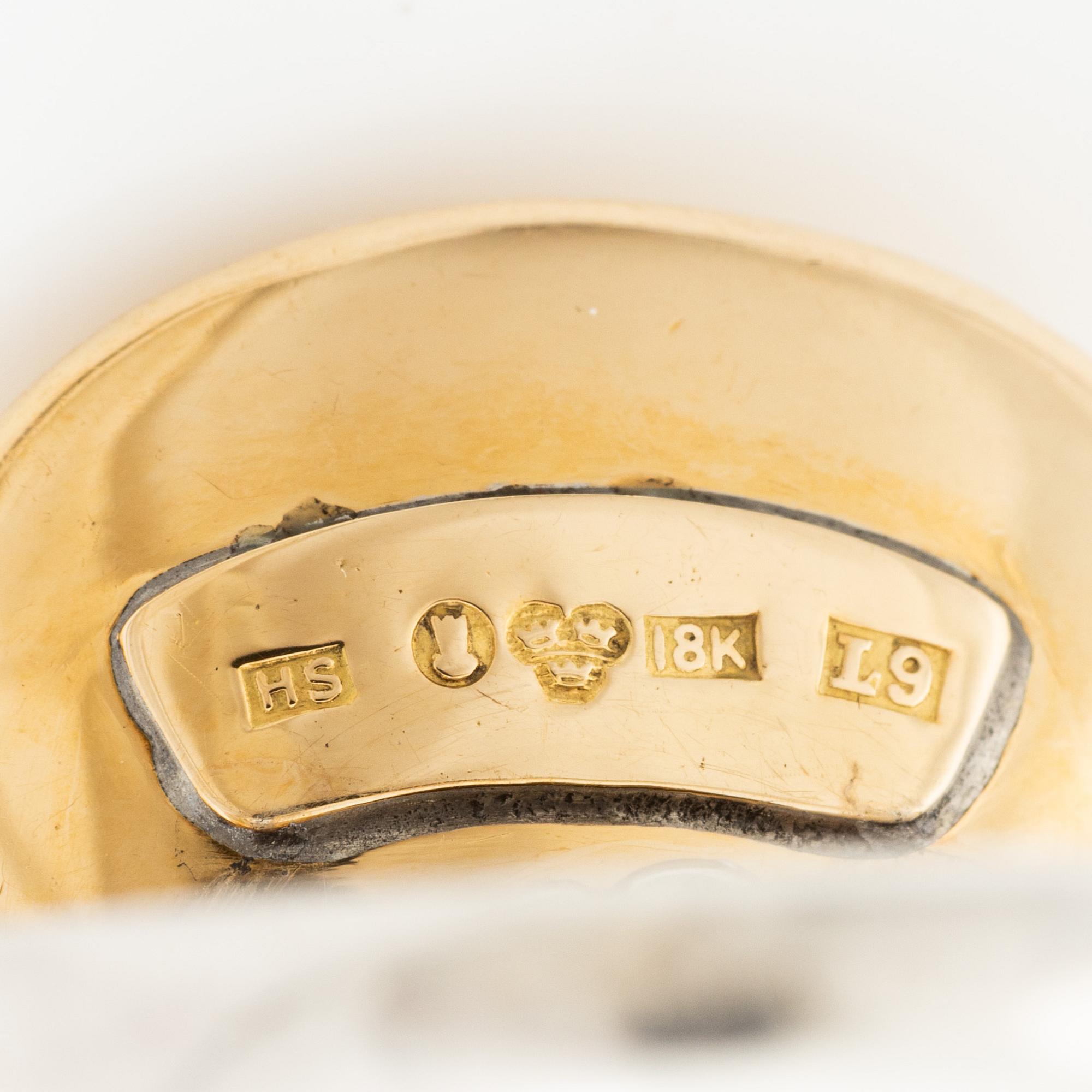 Ring, 18K guld och silver med vita stenar. Hugo Strömdahl, Stockholm 1961 och 1964.