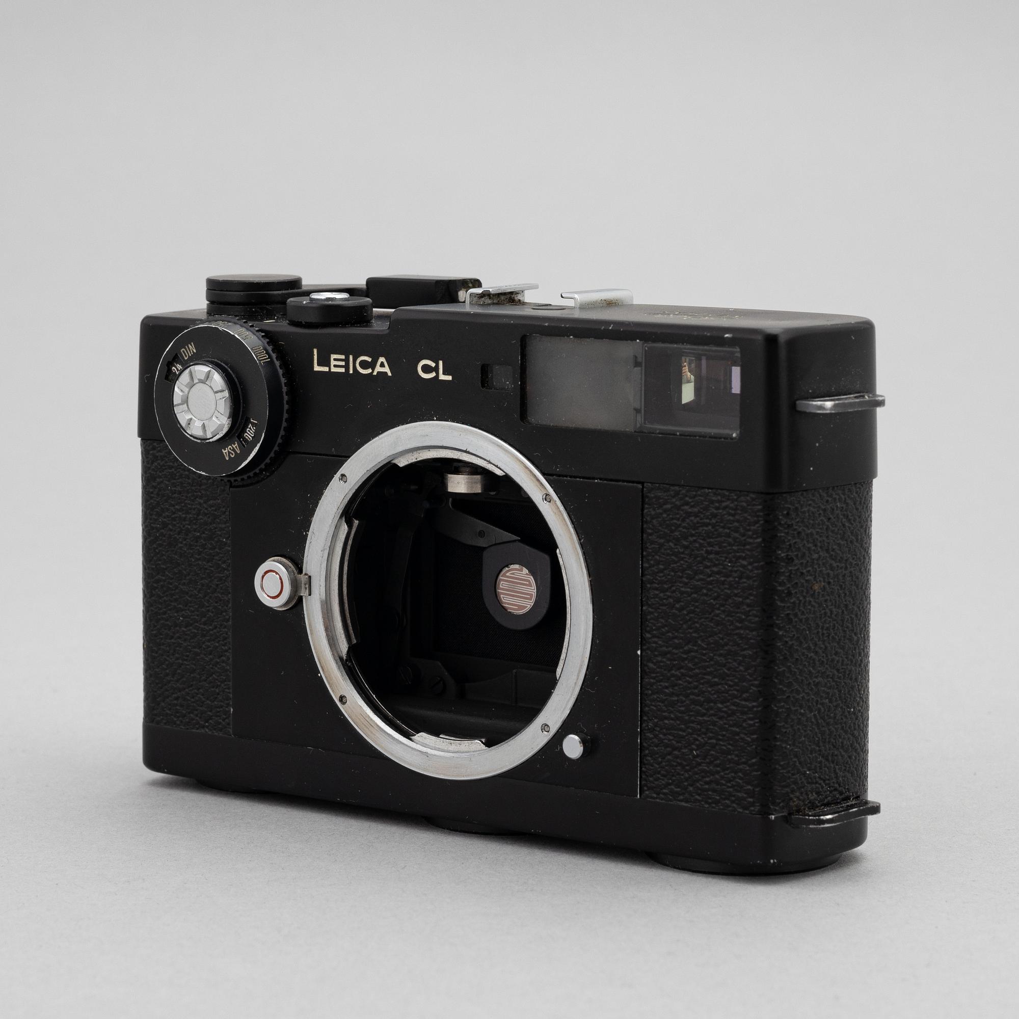 Leica CL, no 1308144, 1973-74.