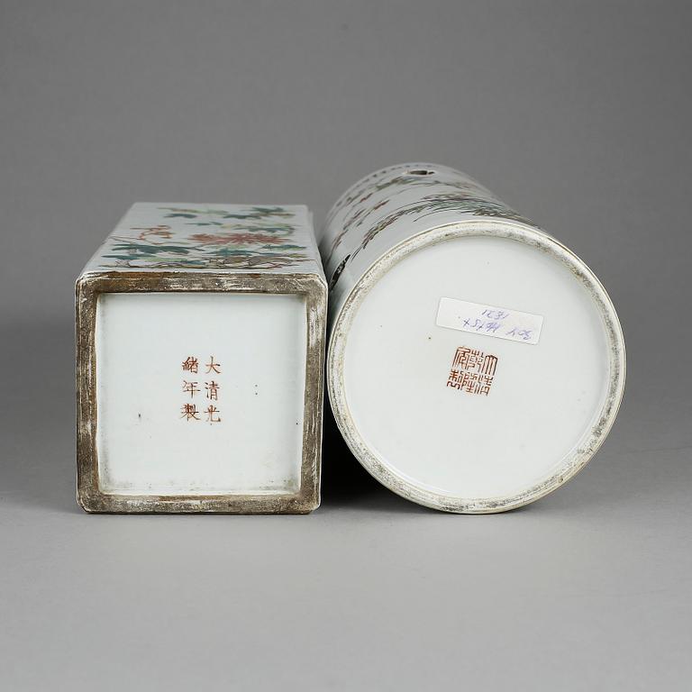 VASER, 2 st, porslin, 18/1900-tal. Guangxu resp Qianlongs märke.