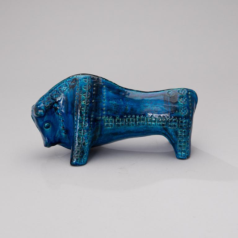 A ceramic bull from the Rimini blu-series by Bitossi, Italy 1960s.