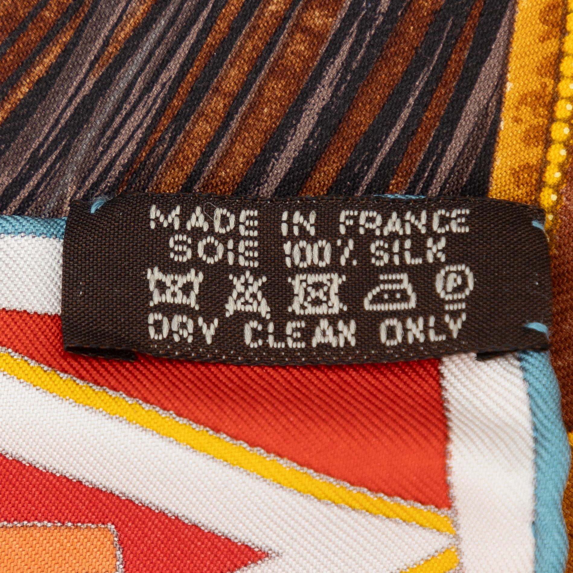 Hermès, an 'Apparat des Plaines' scarf.