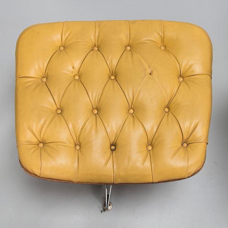 George Mulhauser, fåtölj och ottoman, "Mr. Chair II" för Plycraft Inc. 1960-tal.