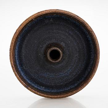 Raija Tuumi, a chamotte stoneware bowl, monogram signed RT, ARABIA.