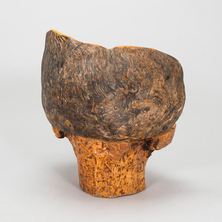 Nojatuoli ja pöytä 1960/1970-luku.