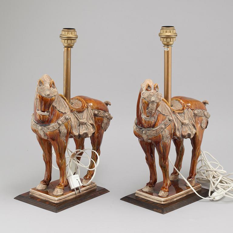 A pair of late 20th century table lamps.