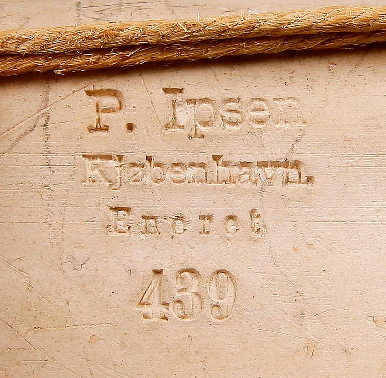 VÄGGRELIEF, keramik, P. Ipsen, Köpenhamn.