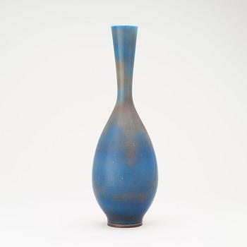 A Berndt Fribergs stoneware vase, Gustavsberg Studio 1965.