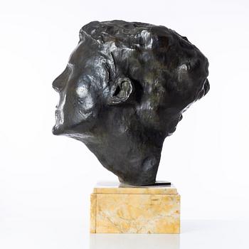 Gudmar Olovson, skulptur. Signerad. Numrerad. Gjutarstämpel. Brons, total höjd 72 cm, längd 55 cm.