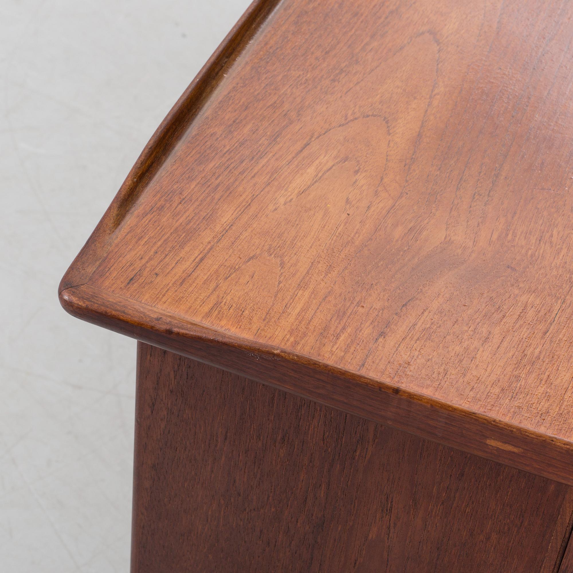 A DANISH PETER LØVIG NIELSEN WRITING DESK.