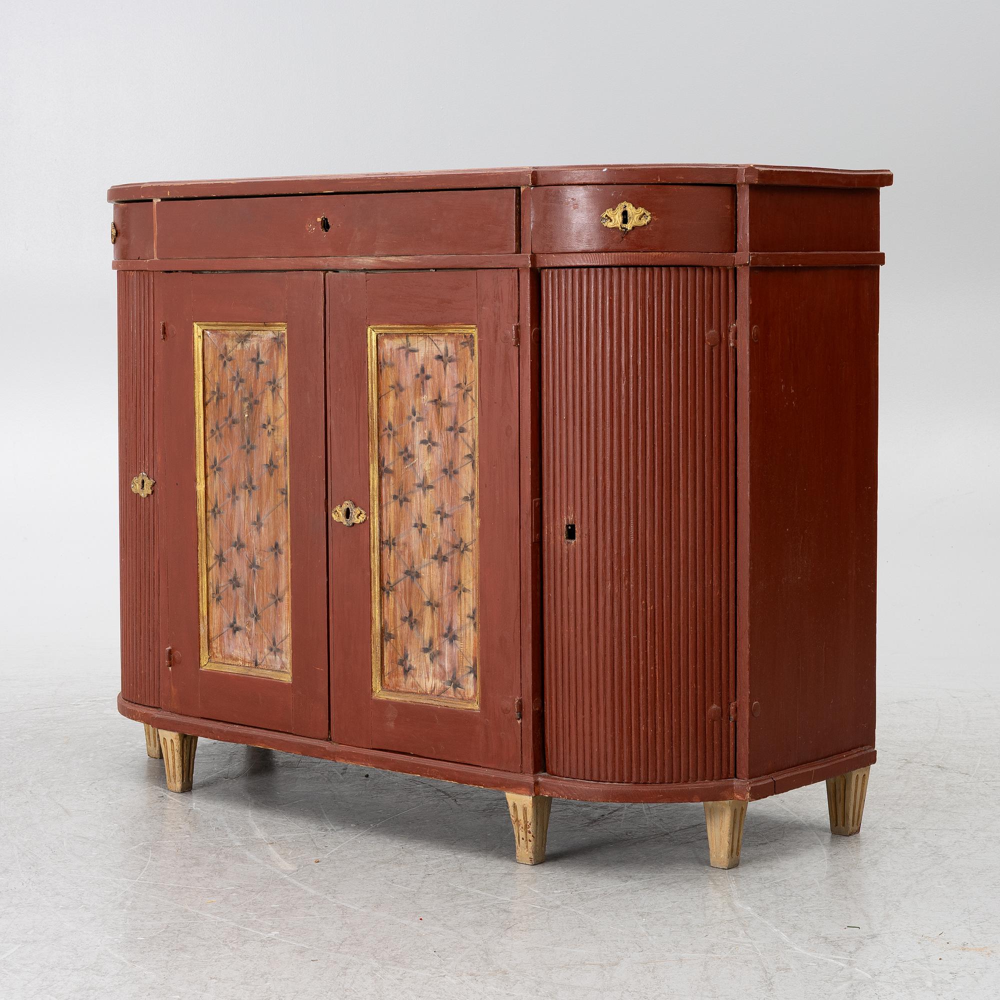 A cabinet, 19th century.