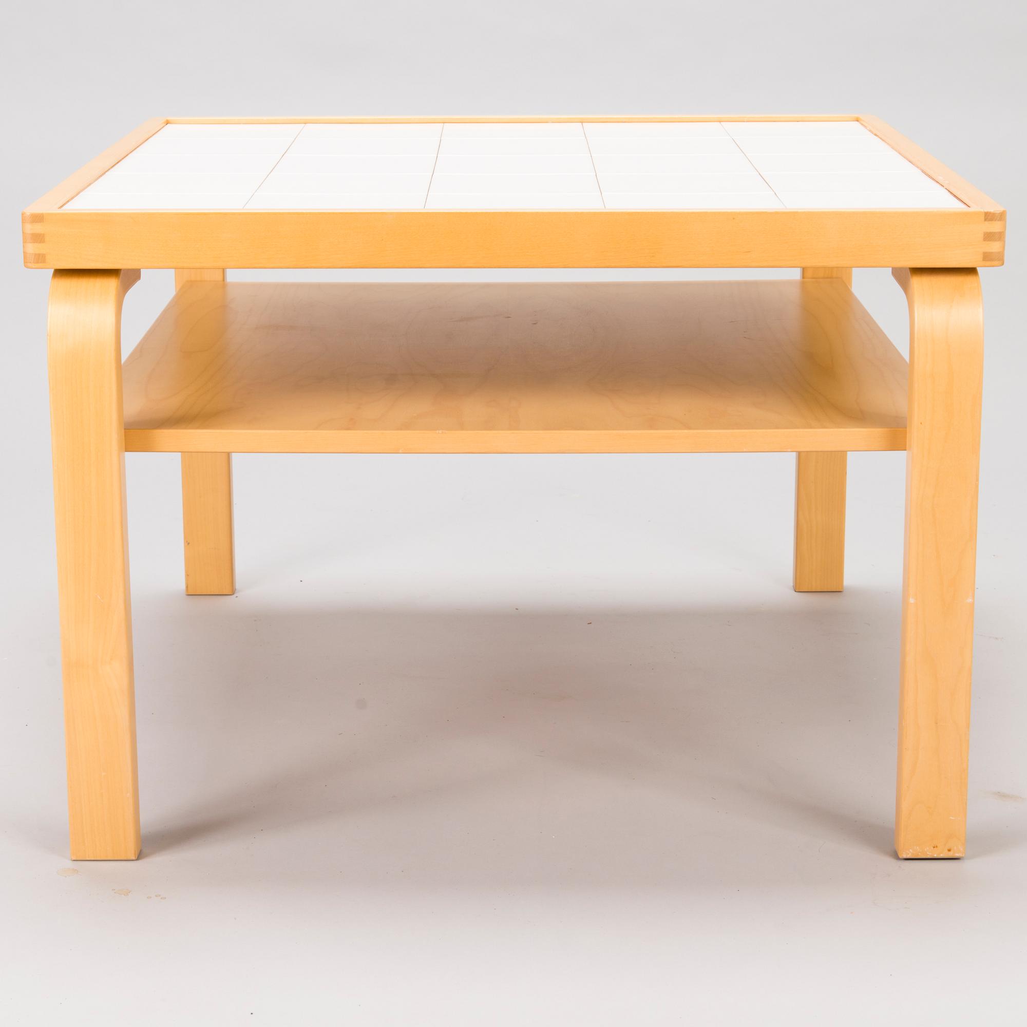 AINO AALTO, sohvapöytä "910", Artek 1980-luku.