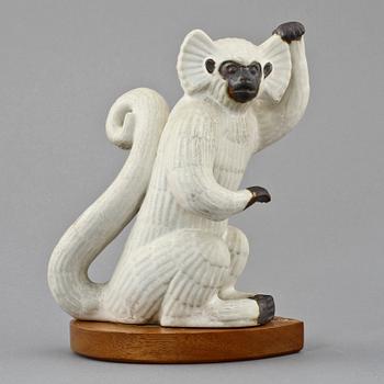 FIGURIN, stengods, Gunnar Nylund, Rörstrand, 1900-tal.