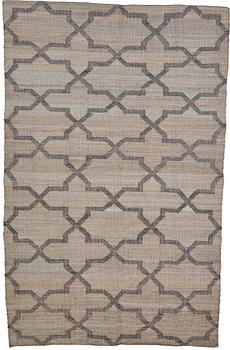 A CARPET, FLAT WEAVE, CA 305 x 199 cm.