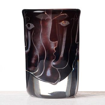 Ingeborg Lundin, vas, Ariel, "Ansikten", Orrefors 1975.