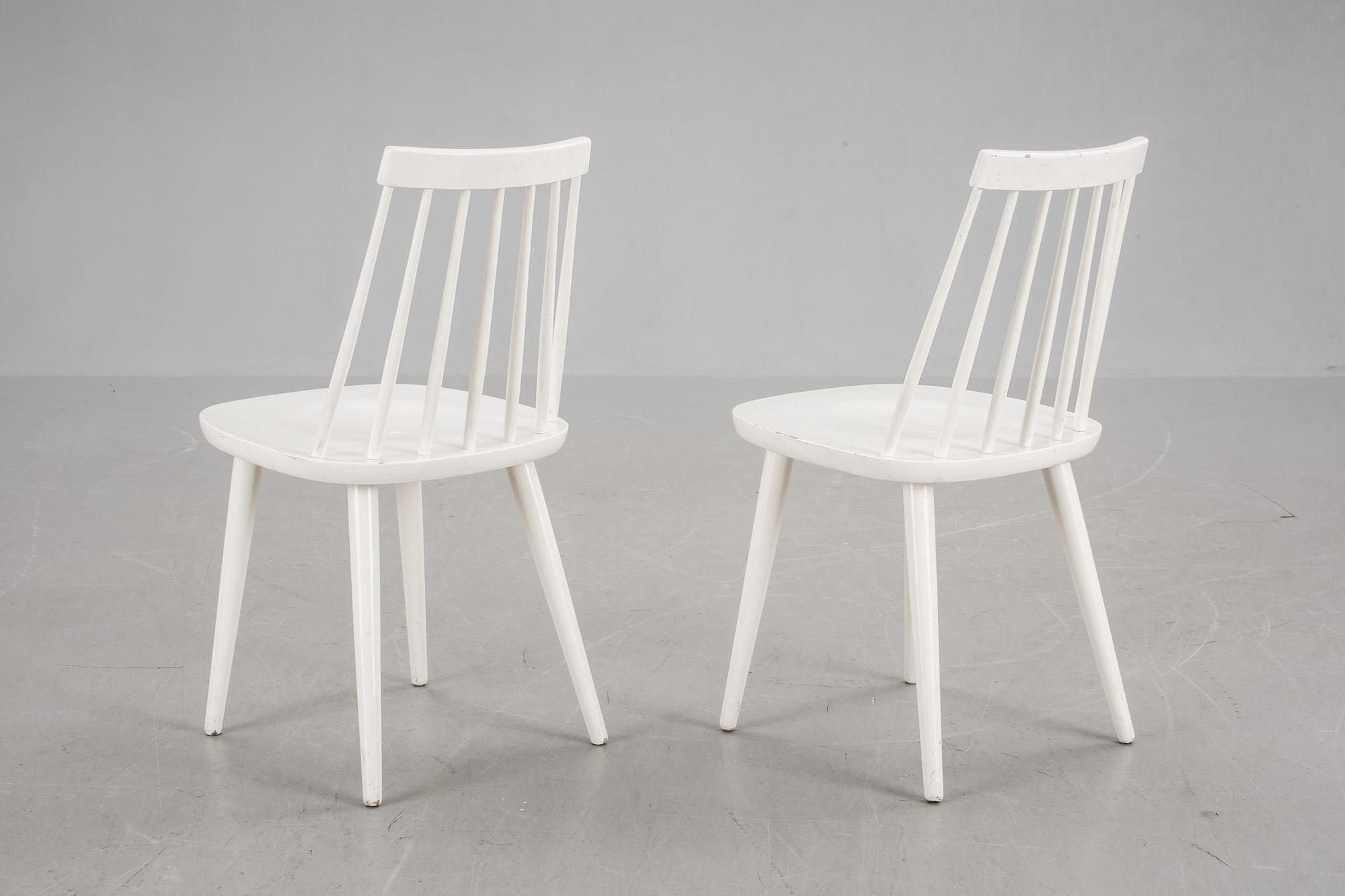 PINNSTOLAR, ett par, "Pinocchio", Yngve Ekström.