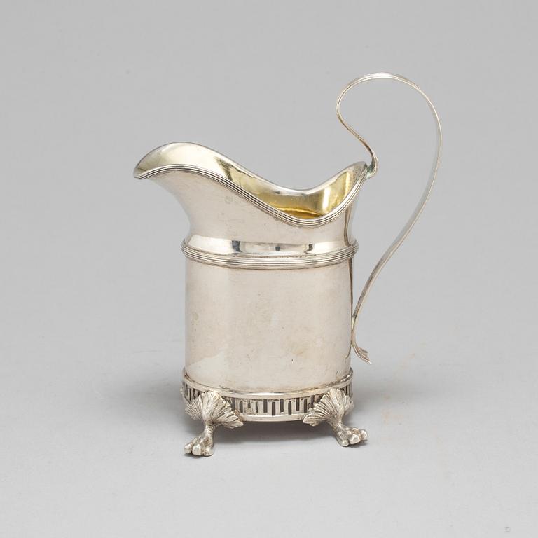 Gustaf Hamnqvist, gräddkanna, silver, Åmål 1799. Gustaviansk.