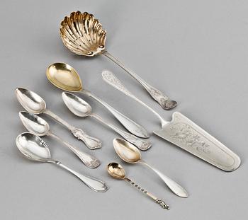 PARTI BESTICK, 26 delar, silver, bl.a. Sverige, 1800/1900-tal. Tot vikt ca 430 gram.