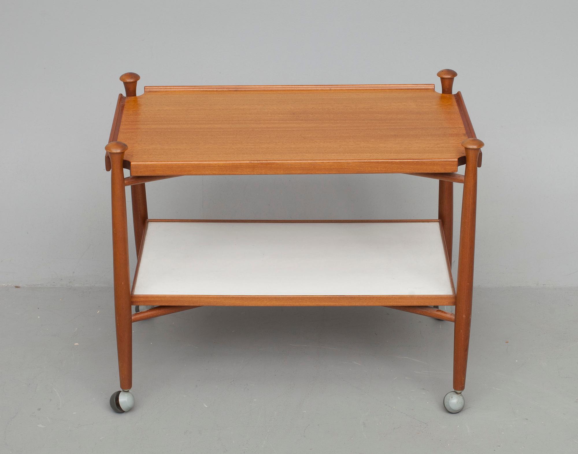 SERVERINGSVAGN, Kervo Snickerifabrik, för Stockmann, Finland 1960-luku.