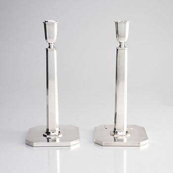 Sven Carlman, a pair of silver candlesticks, Carlman Silversmide AB, Stockholm 1957.