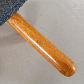 A chair attributed to Philip Arctander, model "Clam Chair" or "Muslinge", 1940s/50s.
