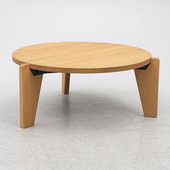 Jean Prouvé, a 'Guéridon Base' coffe table, Vitra, 21st century.