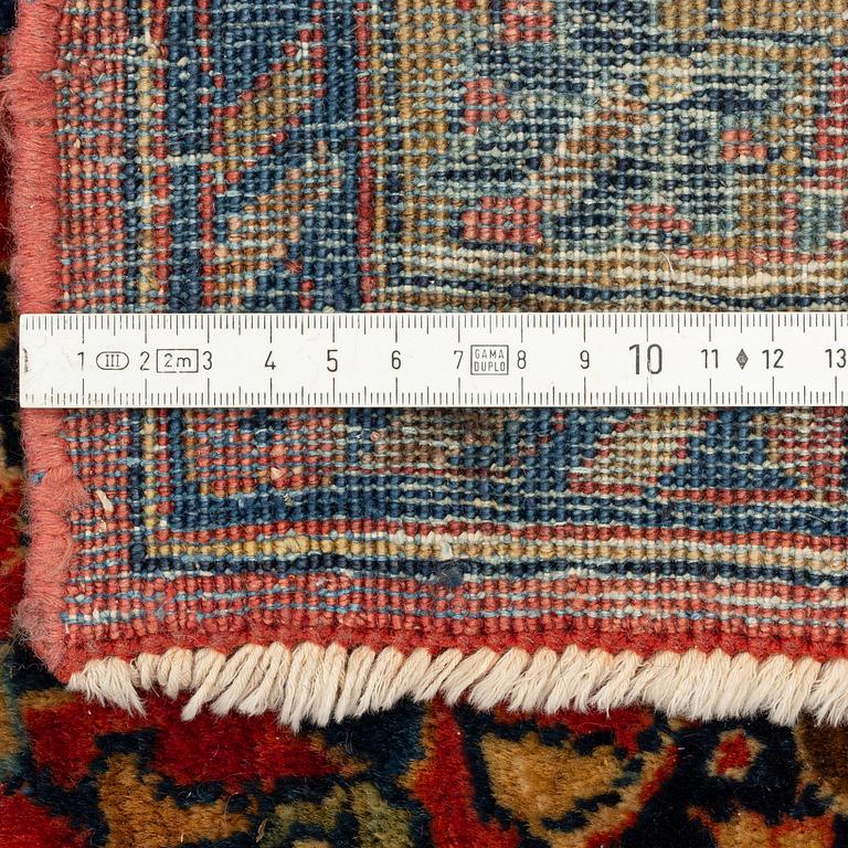 A Carpet, Sarouk, circa 350 x 260 cm.
