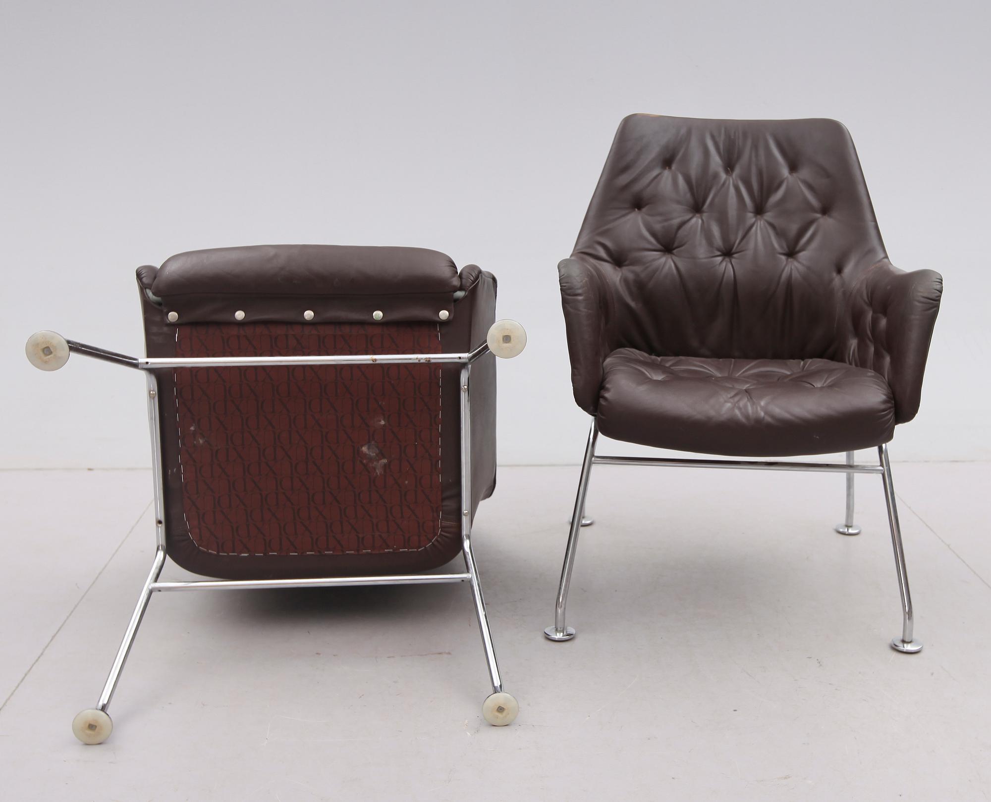 FÅTÖLJER, 1 par, Dux, 1900-talets andra hälft.