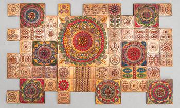 ANITA WANGEL, VÄGGRELIEF, bl a  glaspärlor på kopparplåt, signerad och daterad 1989.