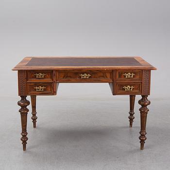 Skrivbord, nyrenässans, 1800-talets slut.