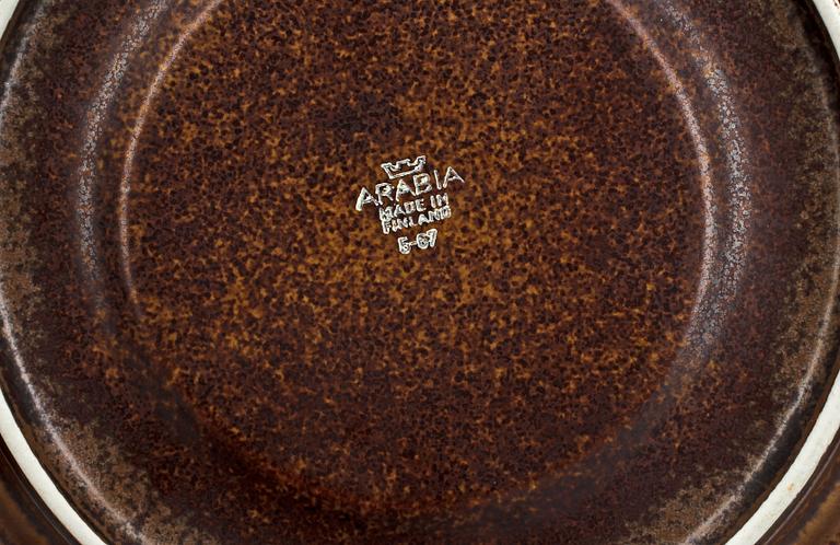 TE- OCH KAFFESERVIS, 19 delar, stengods, "Ruska", Arabia.