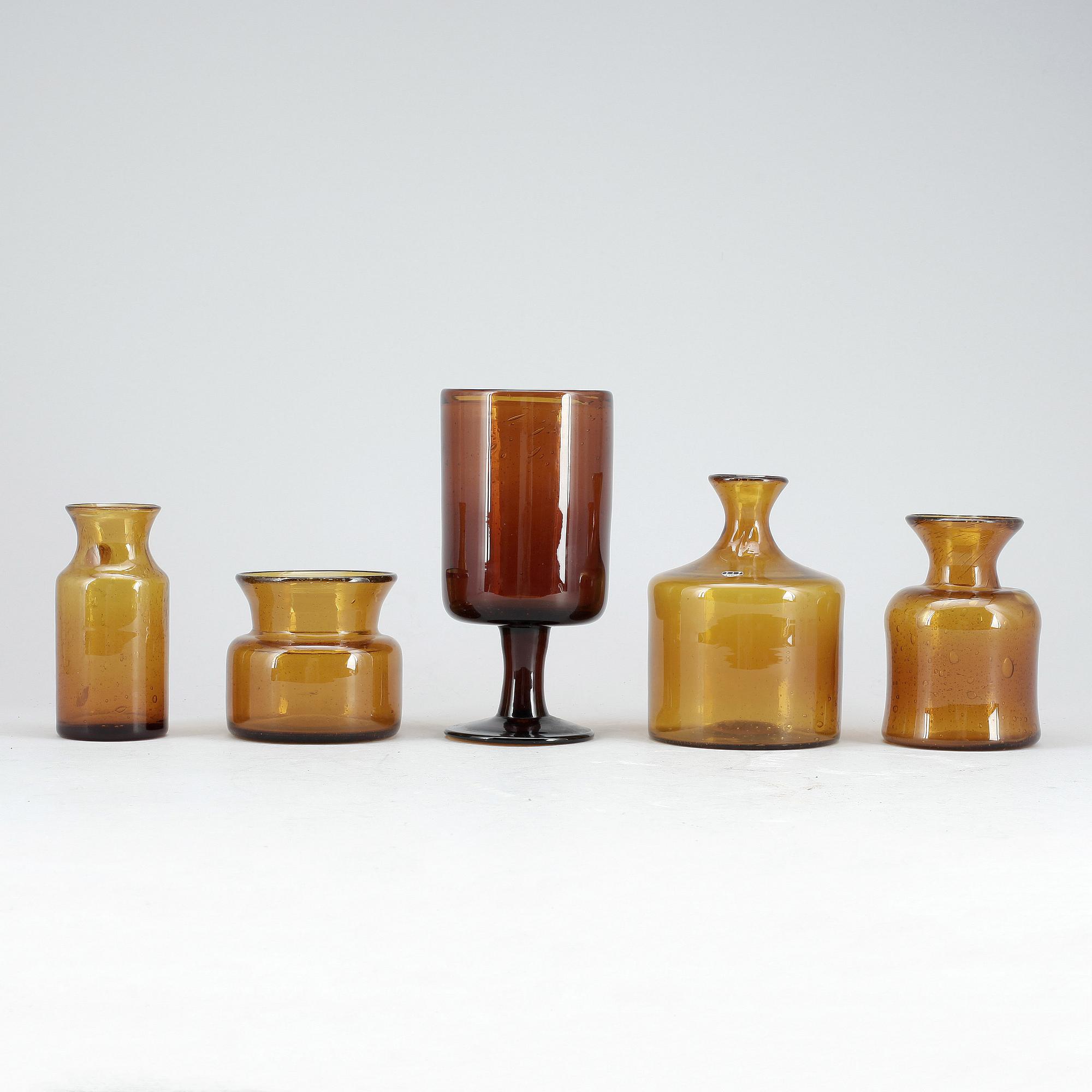VASER, 5 st, glas, Erik Höglund, Boda glasbruk, 1900-talets andra hälft.