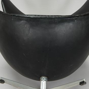Arne Jacobsen, a black leather "Egg" armchair, Fritz Hansen, Denmark 1960/70s.
