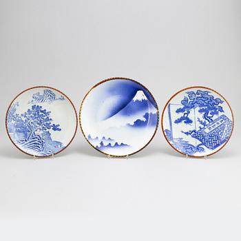 A group with six Japanese blue and white dishes, Meiji Period (1868-1912).