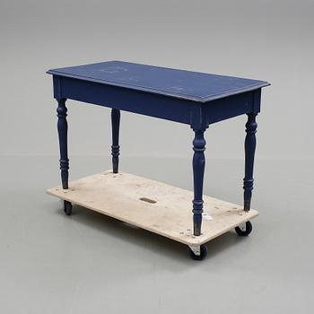 SKRIVBORD, nyrenässans. 1800-talets slut.