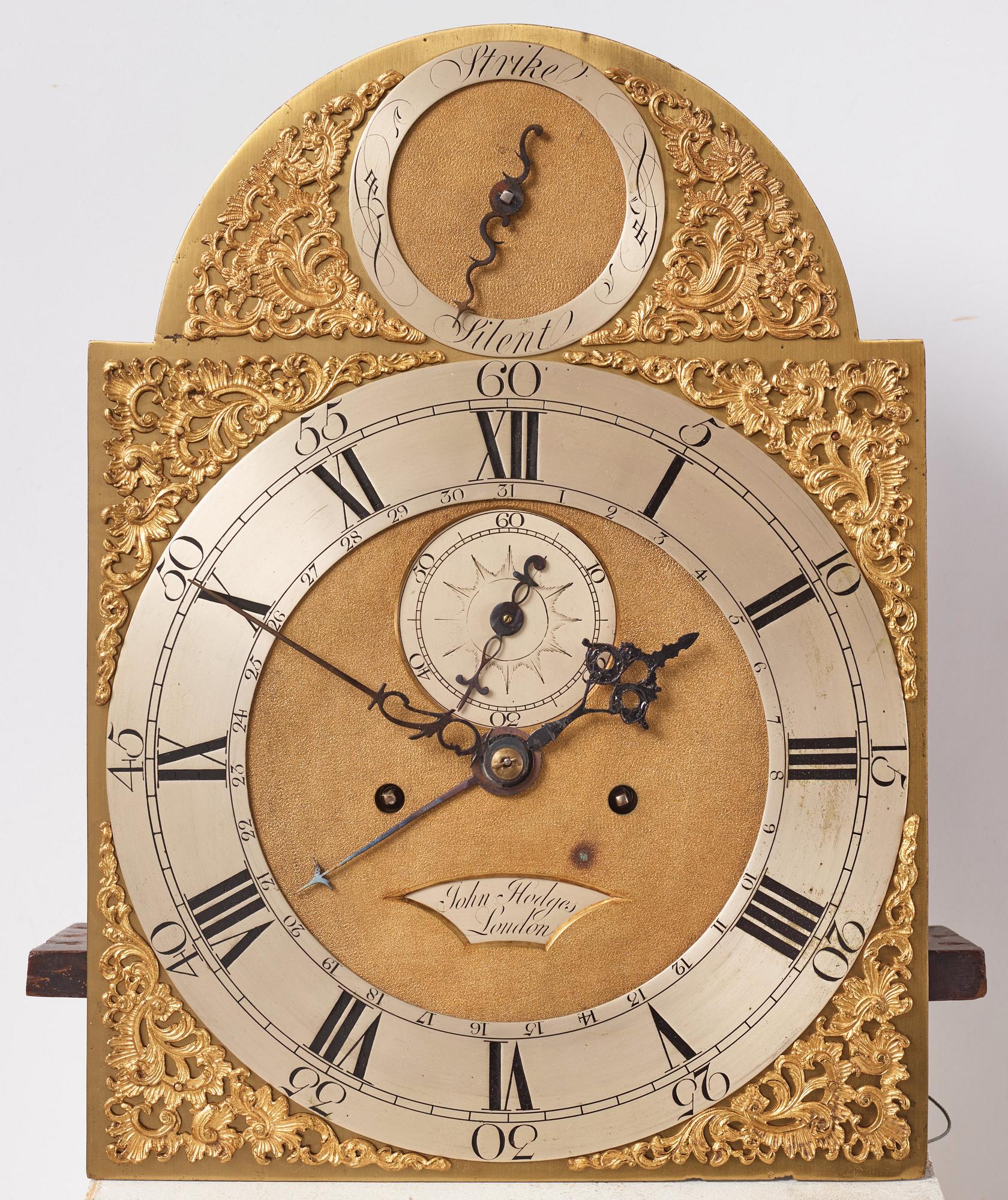 Golvur, av John Hodges (urmakare verksam i London ca 1729-38).