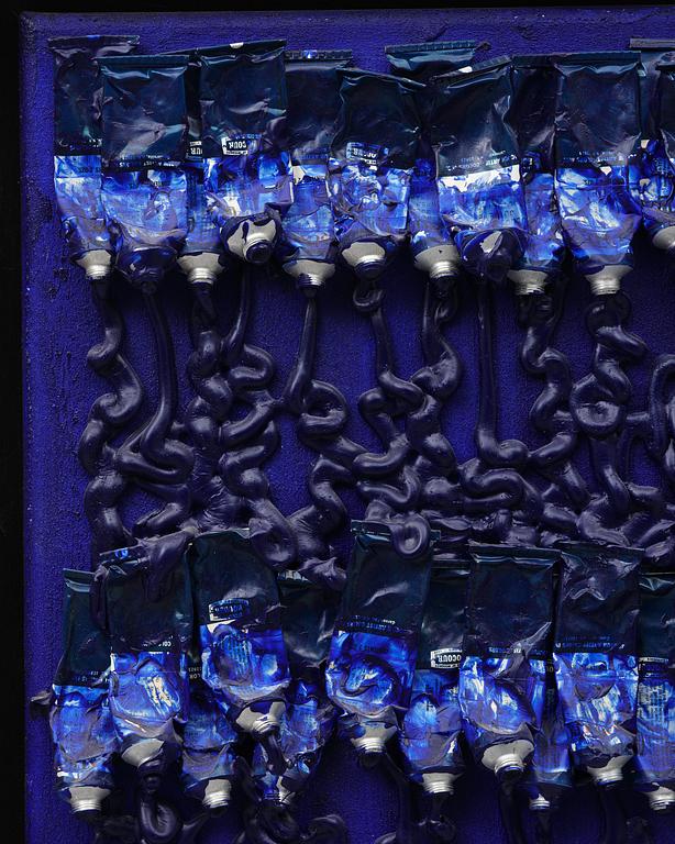 Arman (Armand Pierre Fernandez), ”Monochrome accumulation no 2505 (Ultramarin blue)”.
