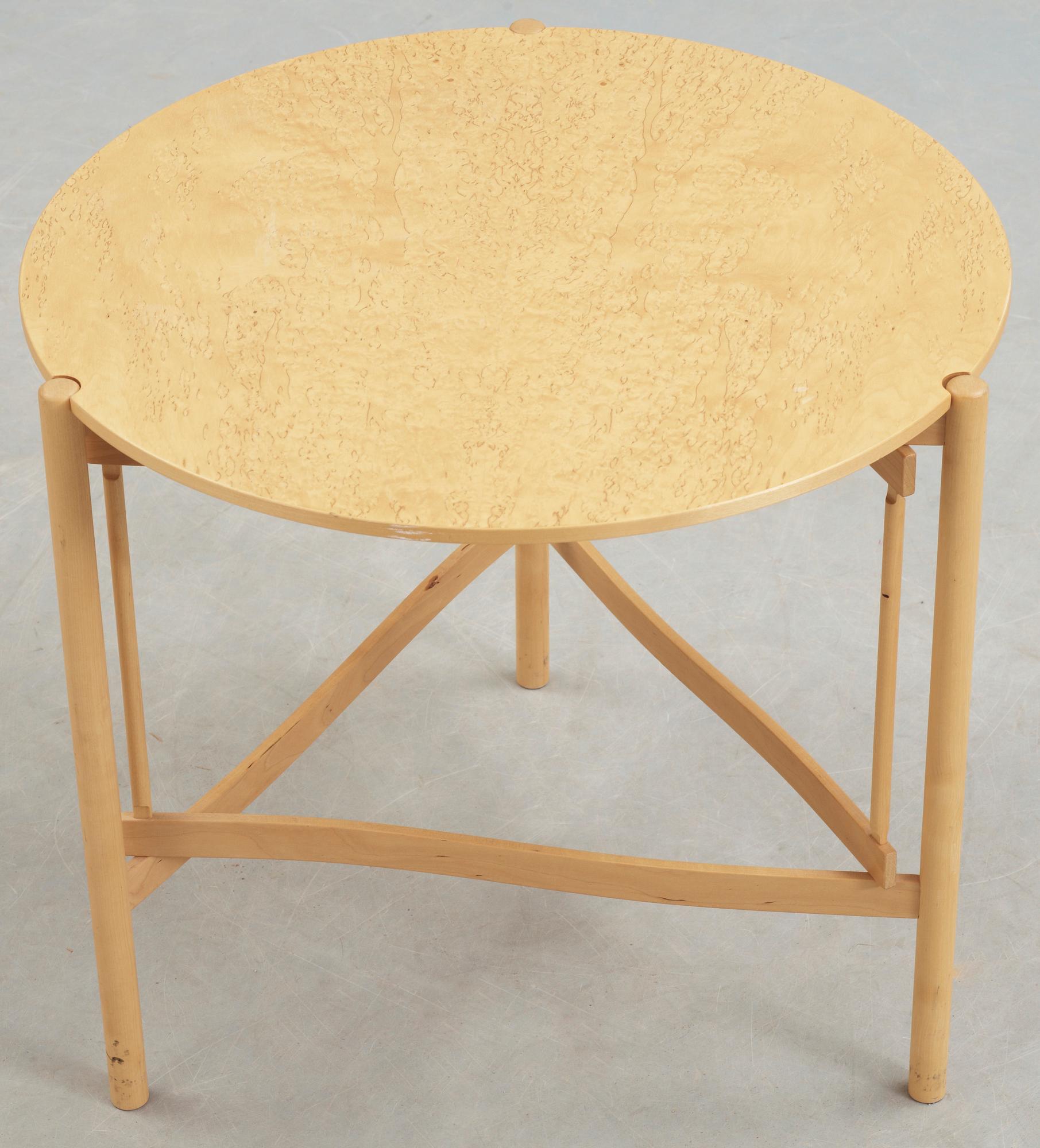 SOFFBORD. "Tema", designad av Hans Johansson 1987, Karl Andersson och Söner. Huskvarna.