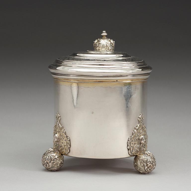 A Swedish 18th century parcel-gilt tankard, makers mark of Niclas Warneck, Karlstad 1741.