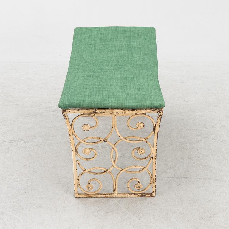 Tor Wolfenstein, möjligen. Pall, Swedish Modern, Robert Ditzinger AB, utfört av Bjerkås Armatur, 1940-tal.