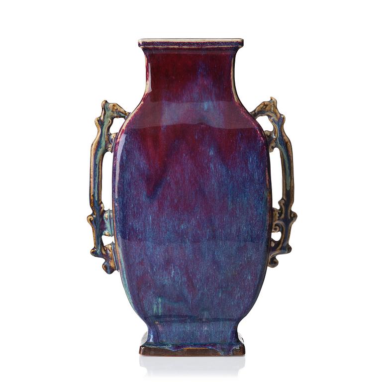 A large flambé glazed vase, Qing dynasty, 19th Century.