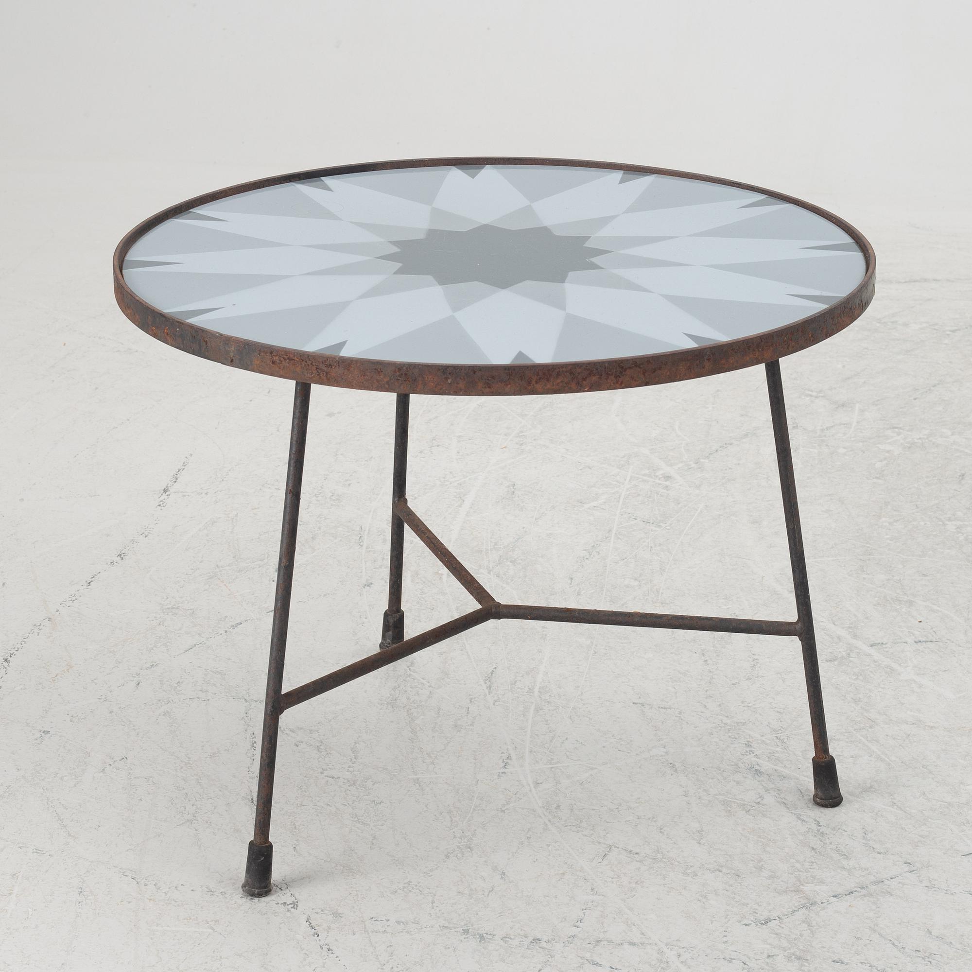 Kerstin Hörlin-Holmquist, a table fromthe Triva-series, Nordiska Kompaniet, Sweden, 1950s.