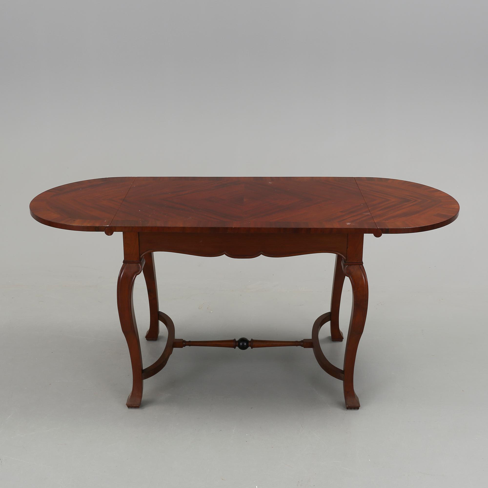 BORD, mahogny, 1920-30-tal.